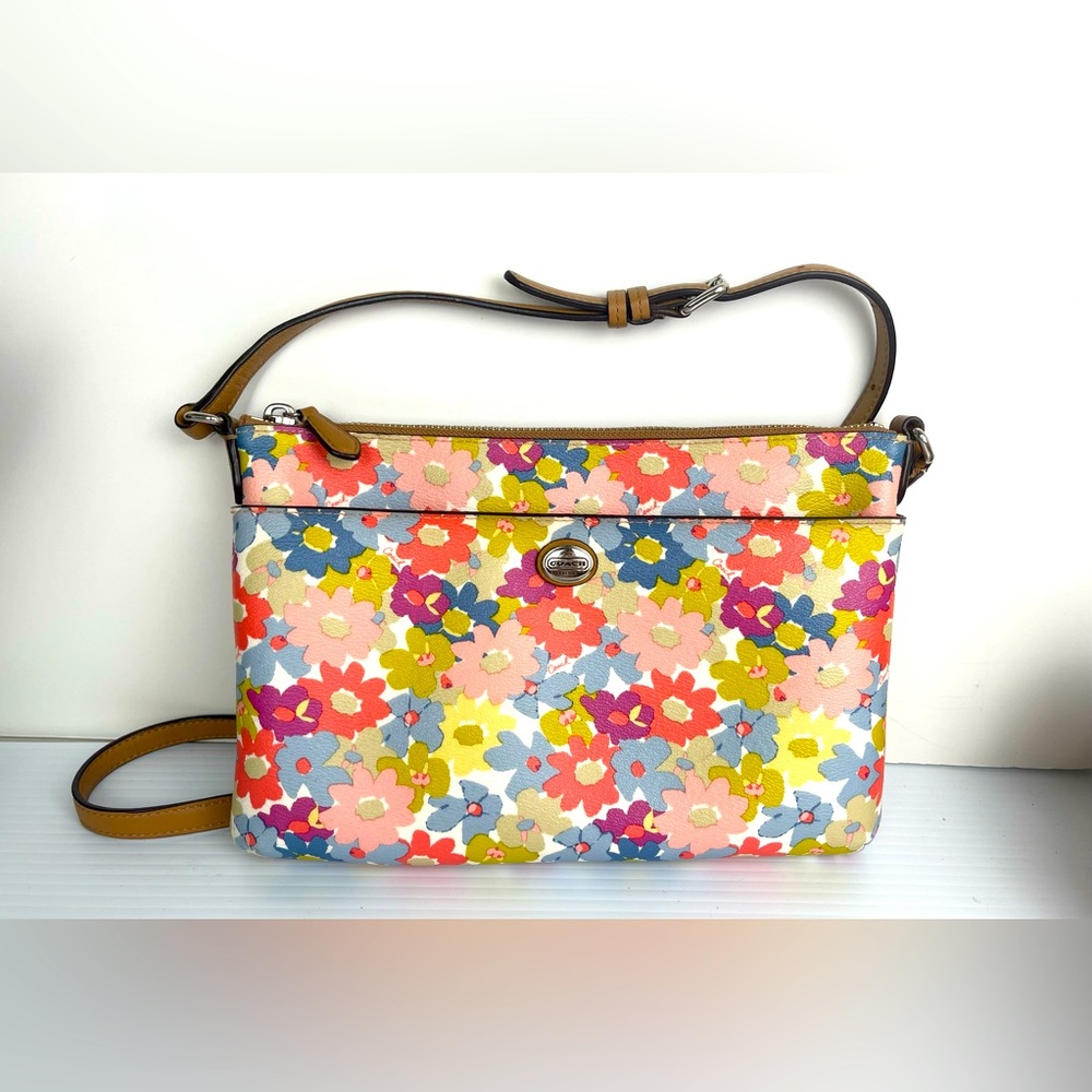 Coach Women Getaway Floral Print Canvas Leather Crossbody Bag 10”Lx7”Wx2”D